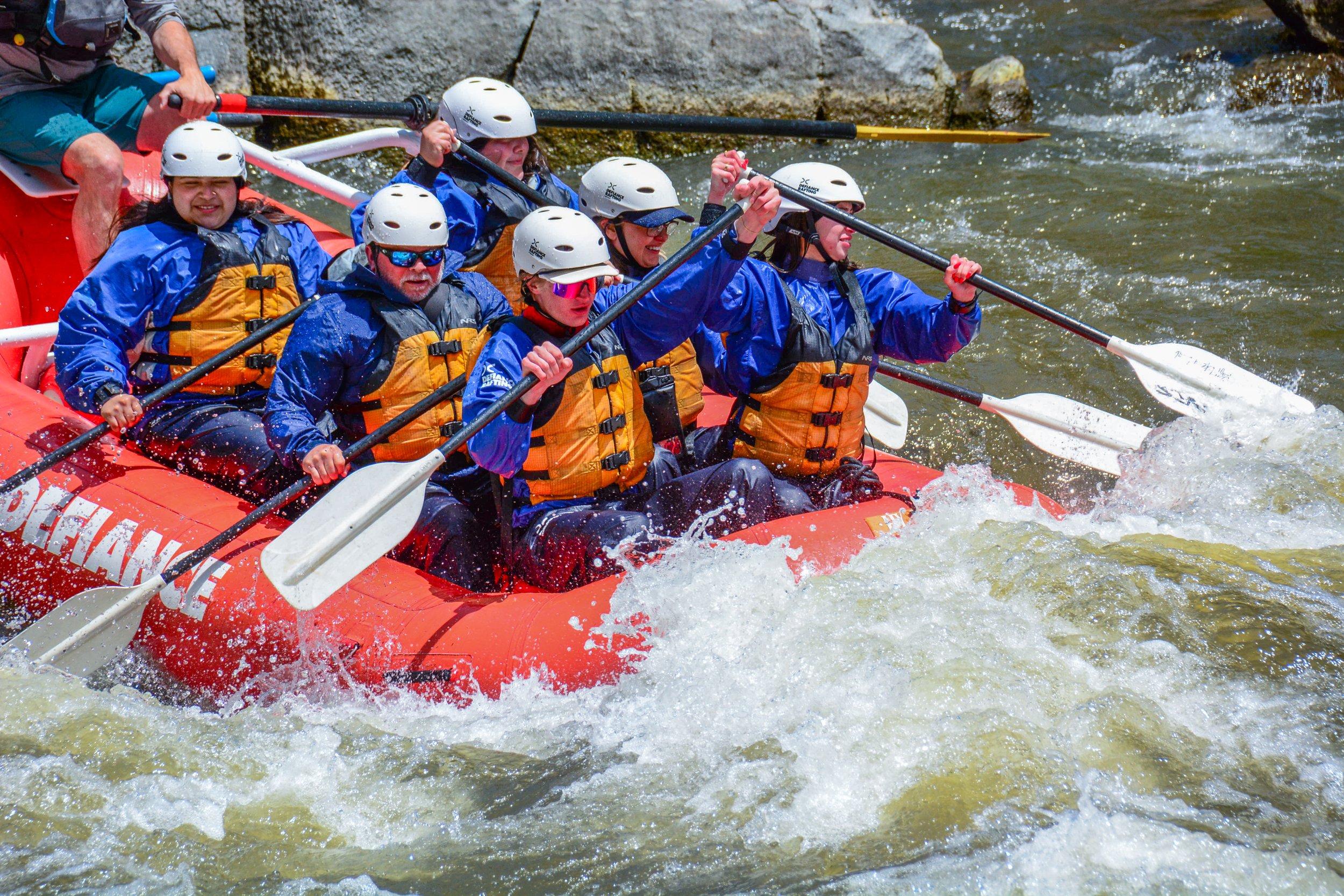 Jen33Travel Defianc Rafting (12).jpg