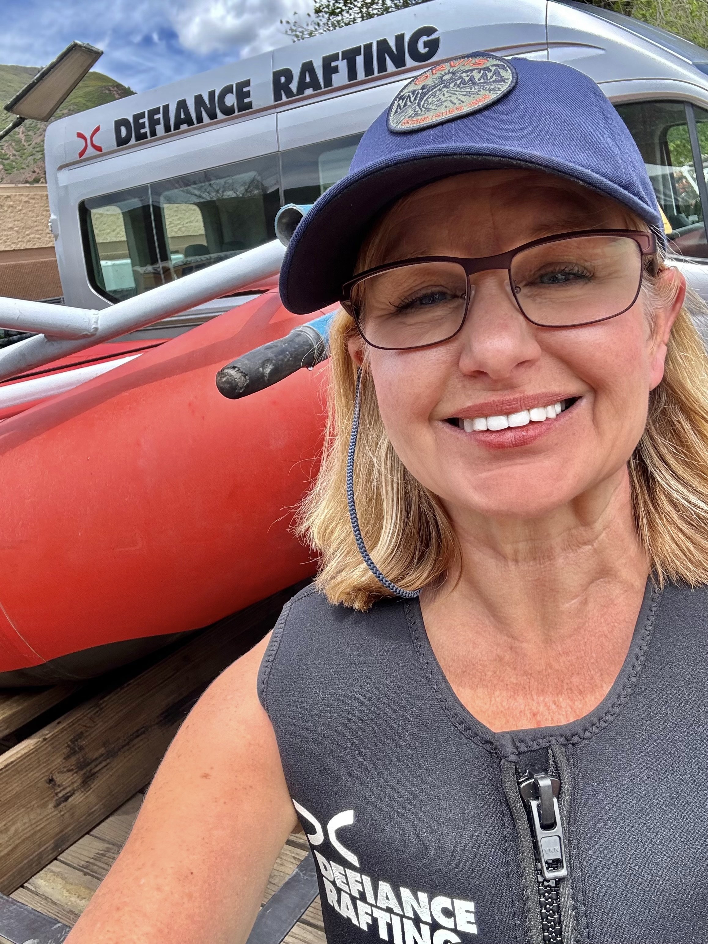 Jen33Travel Defianc Rafting (9).jpg