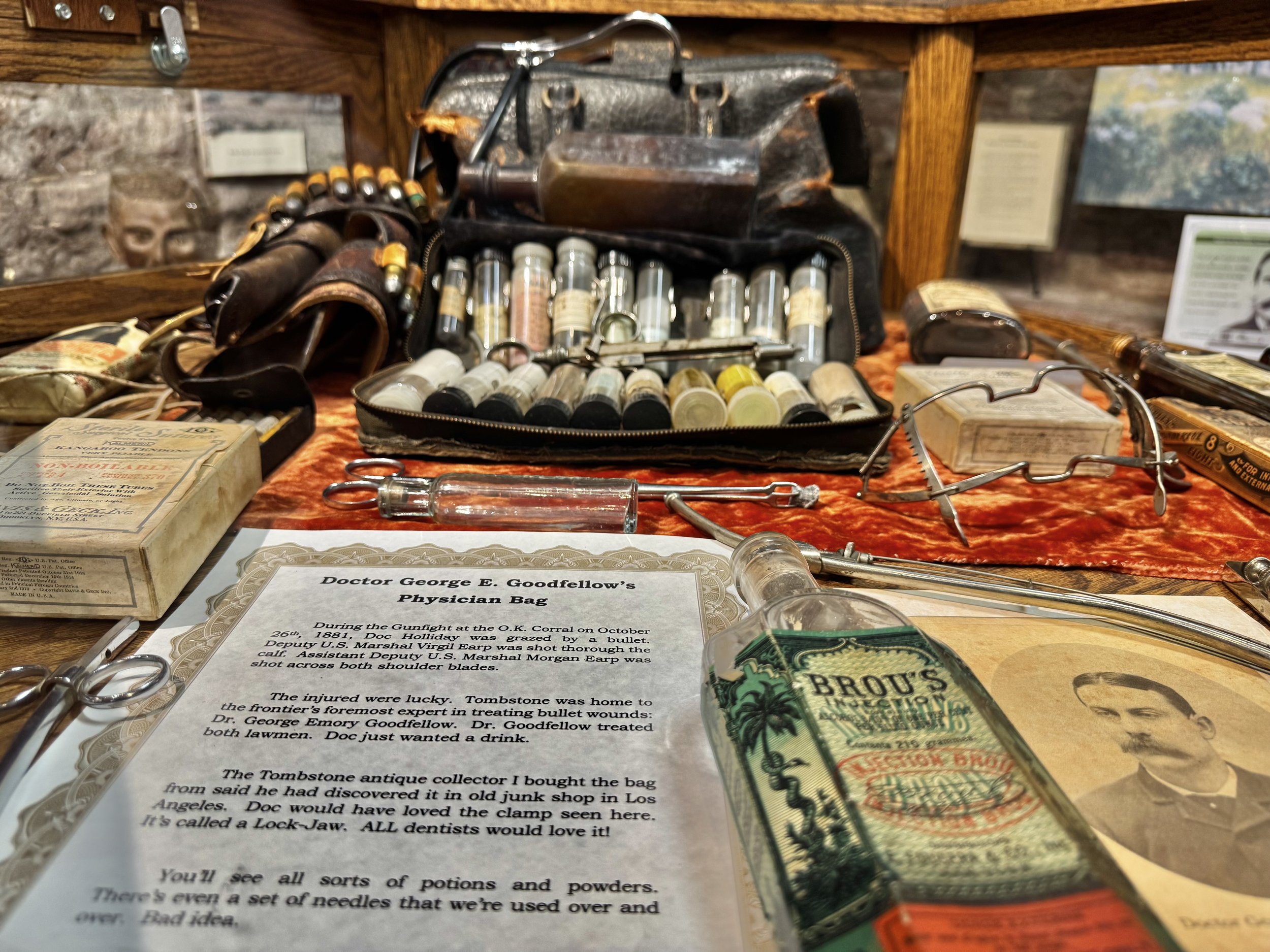 Jen33Travel Glenwood Springs Doc Holliday (3).jpg